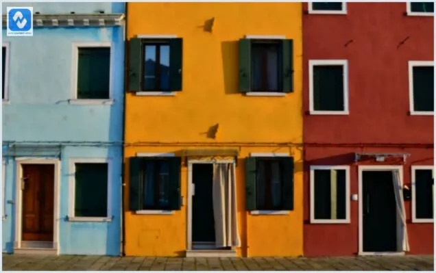 Fachada de sobrado: como valorizar o visual da sua casa com soluções modernas e criativas 