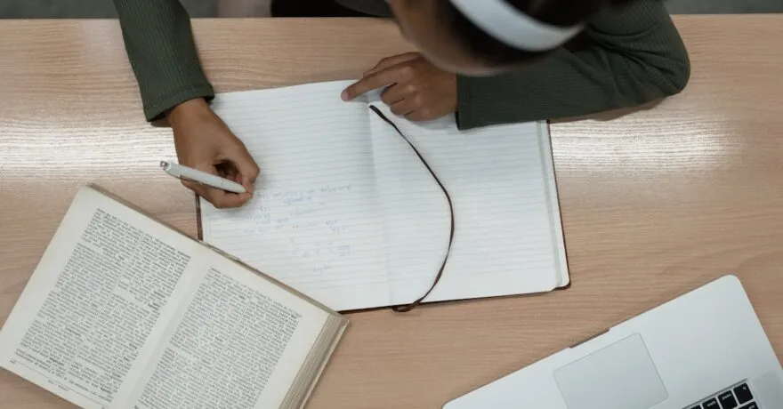 Como manter a rotina de estudos nos dias desanimados