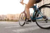 Pneu furado? Saiba como consertar sua bicicleta sem sair de casa