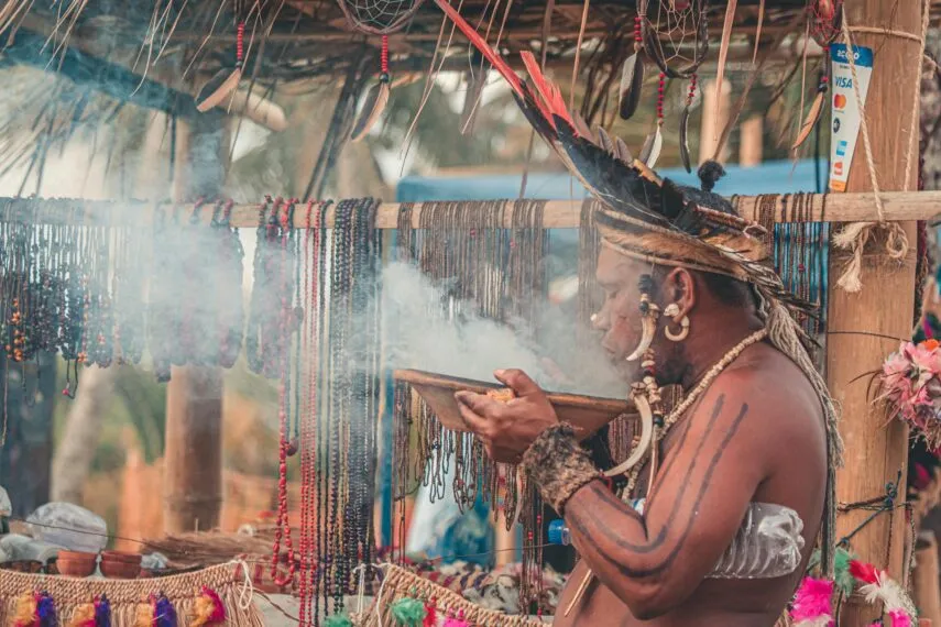 9 dicas para respeitar tradições ancestrais na prática espiritual